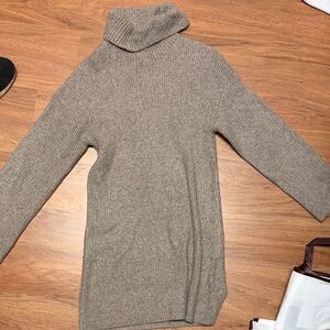 Abercrombie & Fitch light brown  Knit Sweater